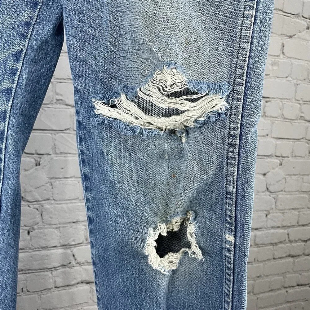 VTG Wrangler Blue Denim Ripped Distressed Straight Leg Jeans USA Size 32 (30x29)